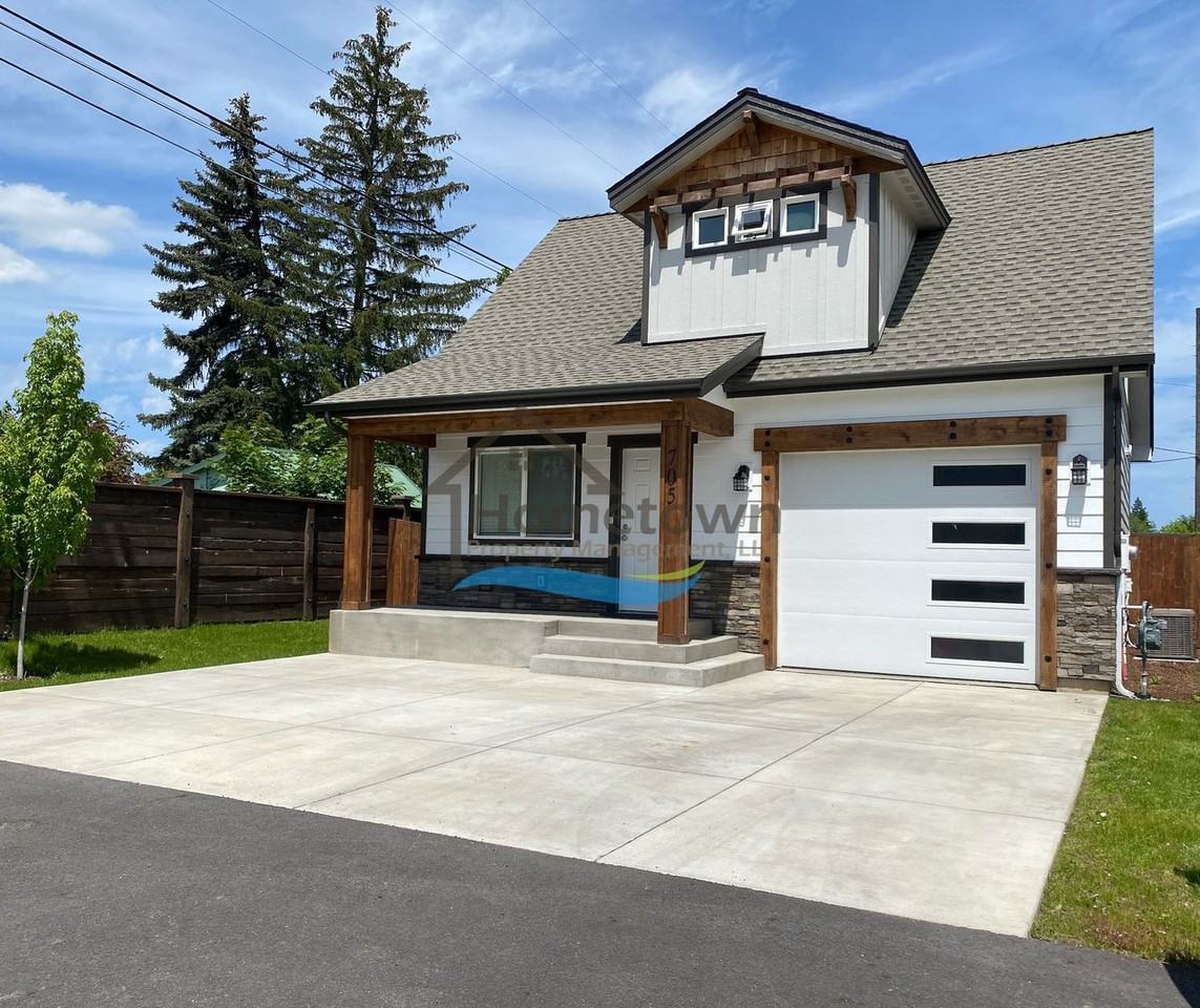 705 E Alaina Ave - Photo 2 of 29