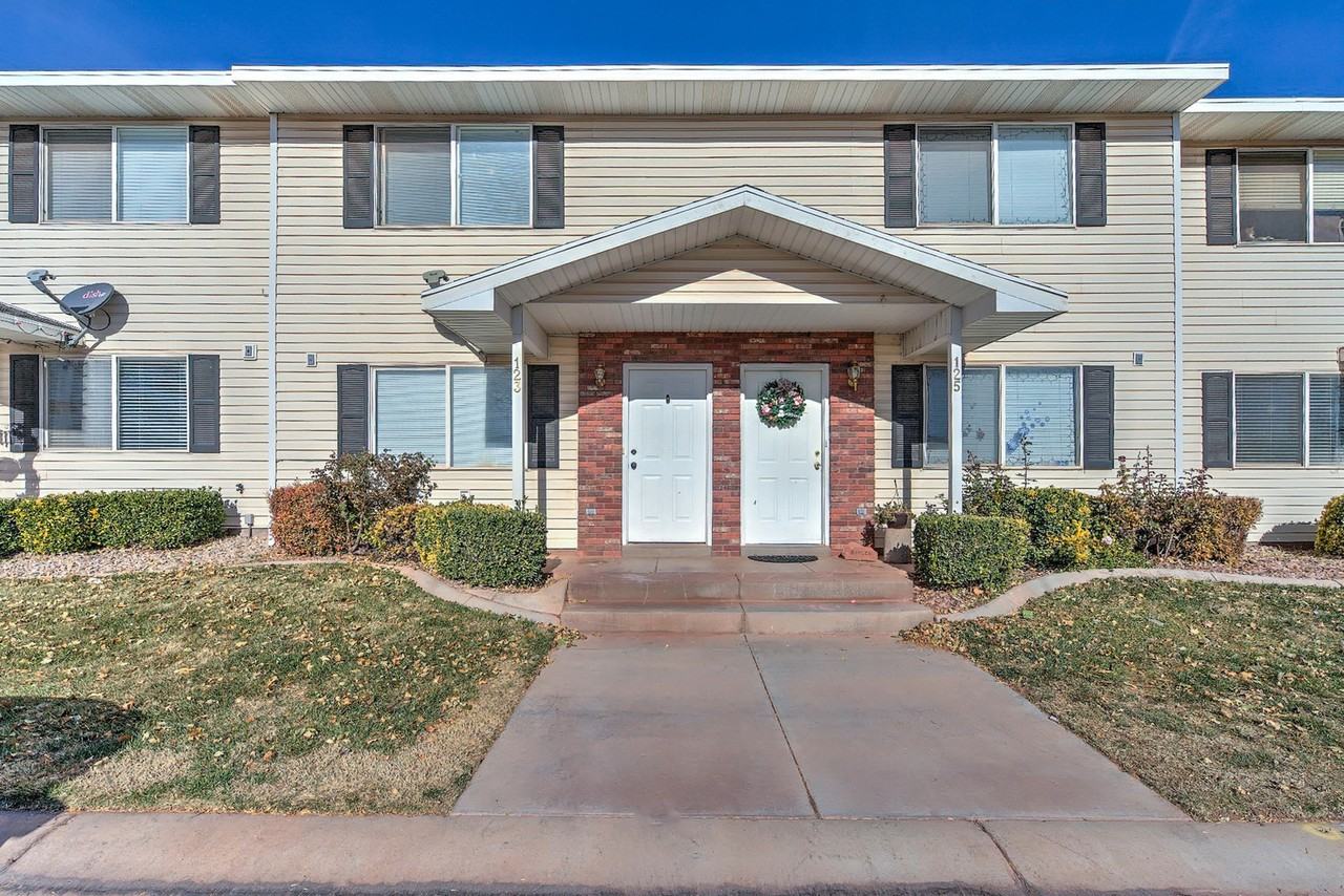 123 E 570 S #8 - Photo 2 of 36