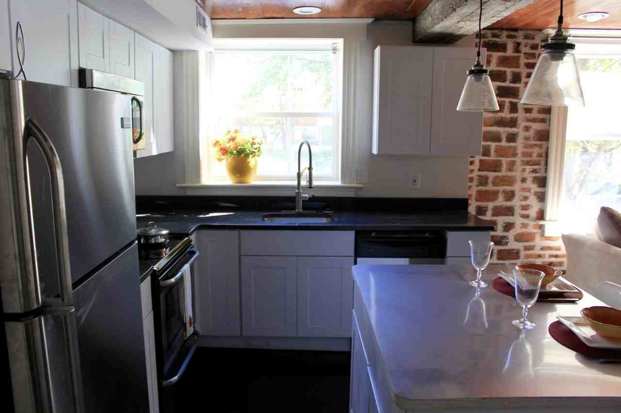 3535 Roger - Photo 3 of 16