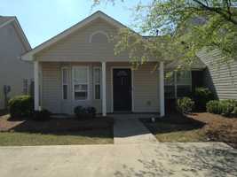 featured image of 404 Summit Townes Way