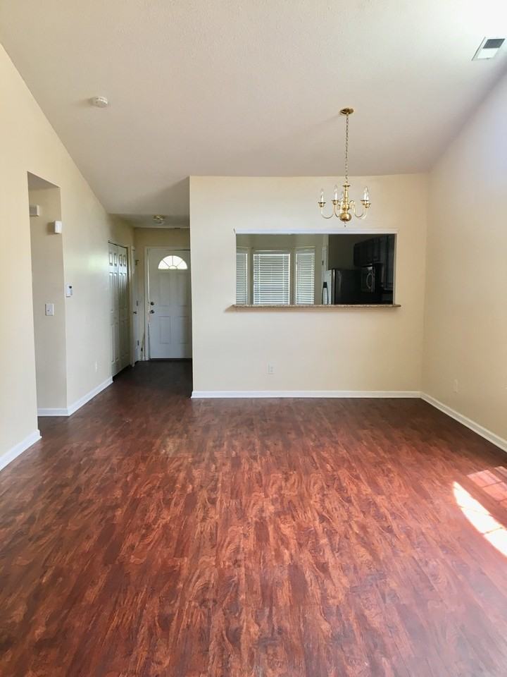 404 Summit Townes Way - Photo 3 of 16