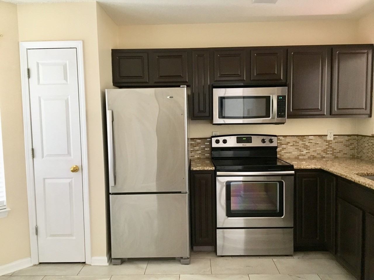 404 Summit Townes Way - Photo 4 of 16