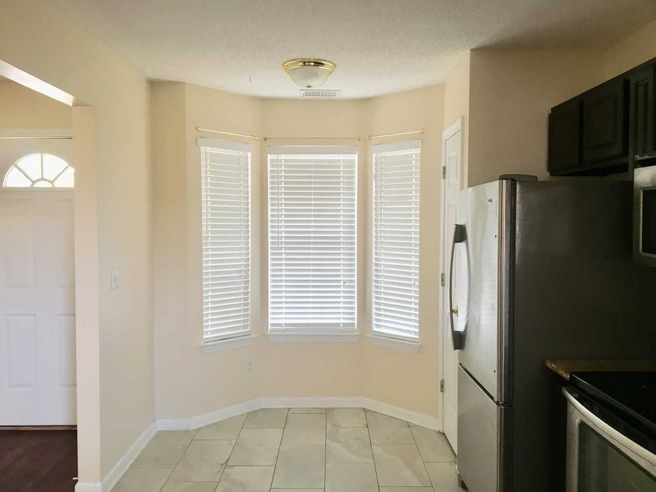 404 Summit Townes Way - Photo 5 of 16