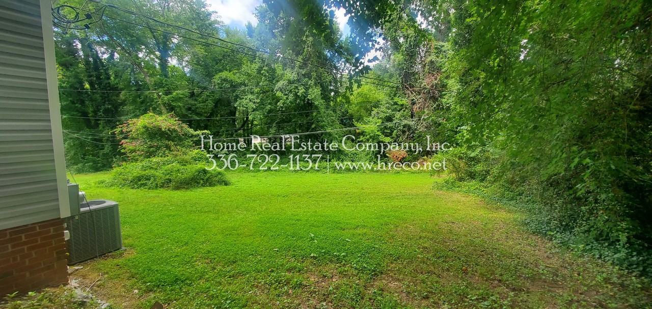 2601 Gould St - Photo 3 of 16