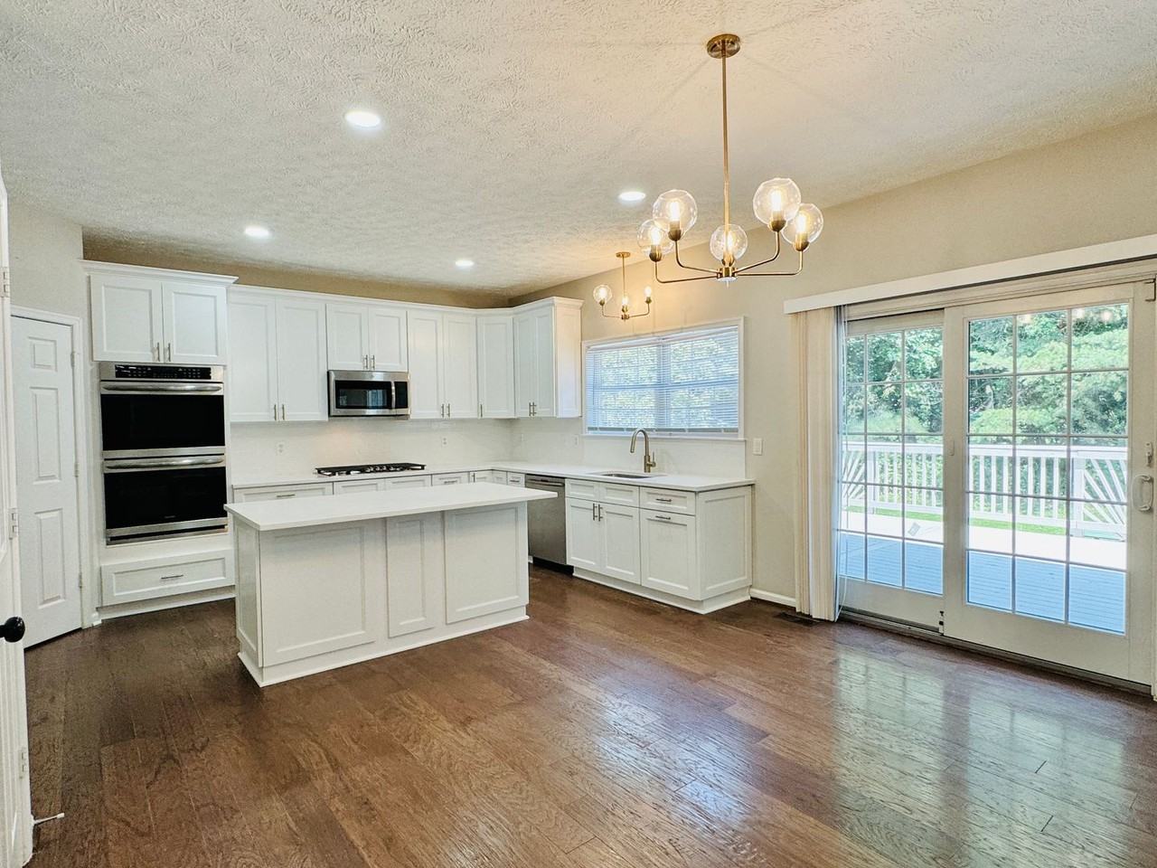 52 Lightfoot Dr - Photo 3 of 46