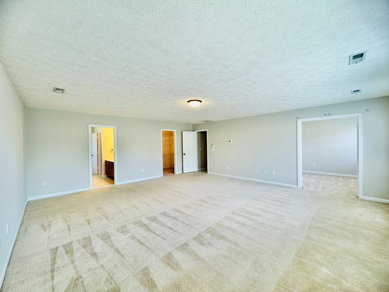 52 Lightfoot Dr - Photo 4 of 46