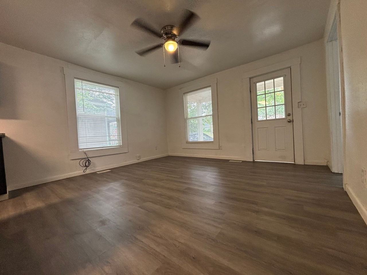 1207 W Florida St - Photo 2 of 16