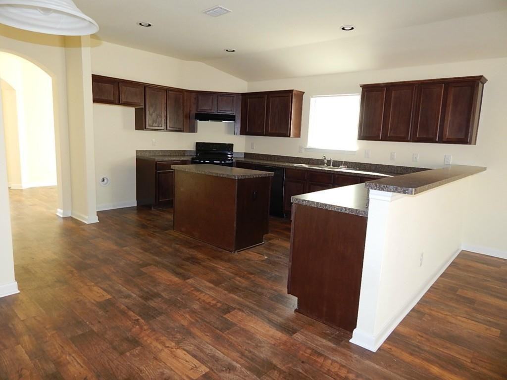 5137 Glen Eden Dr - Photo 3 of 16
