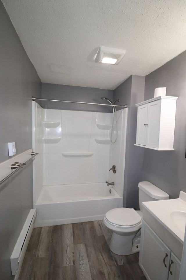 715 W 14th St - Photo 4 of 18
