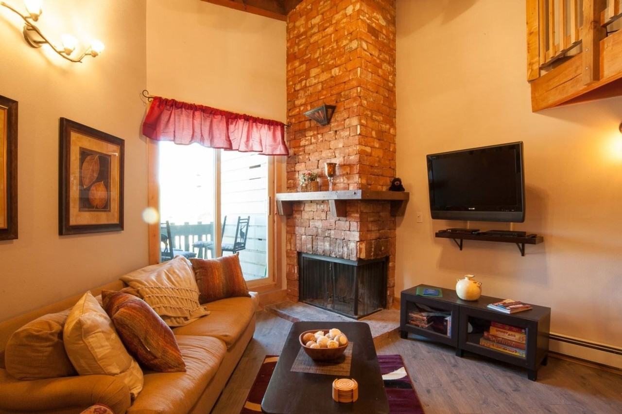 2300 Lodge Pole Cir Bldg C #302 - Photo 4 of 20