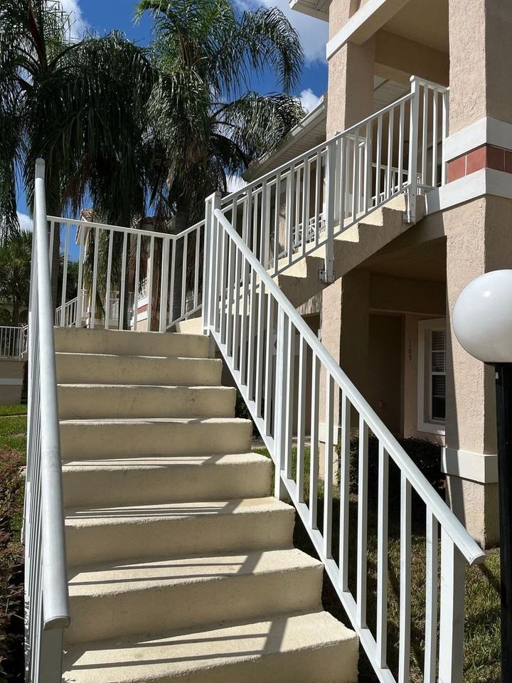 13414 Fairway Glen Dr #203 - Photo 3 of 38