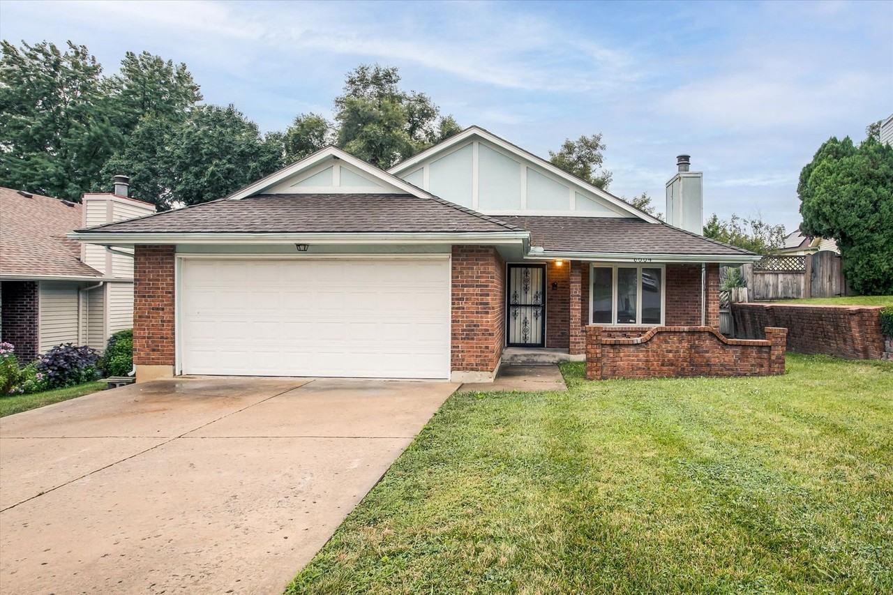 6004 Michigan Ave - Photo 3 of 25