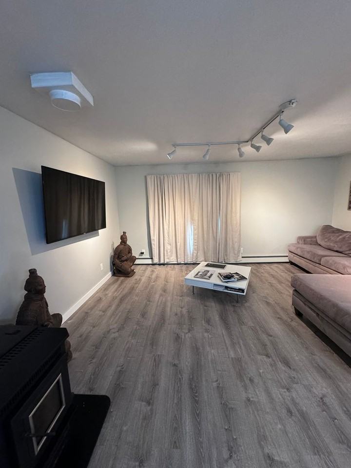 2788 Villalobos Ave - Photo 3 of 12