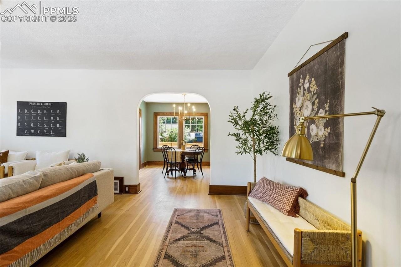 1609 E Platte Ave - Photo 5 of 14