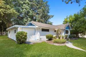 featured image of 35821 Military Rd S