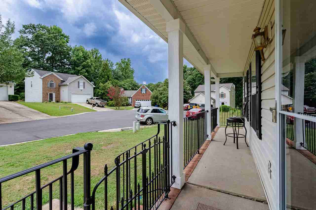 736 Bent Hollow Ct - Photo 3 of 24