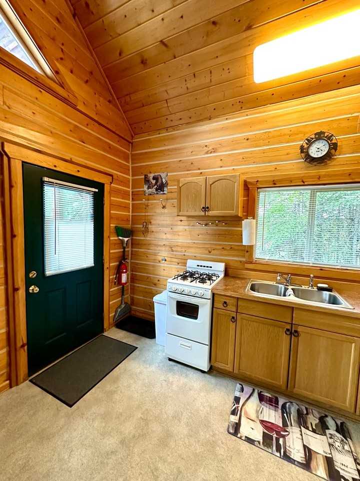 38885 Leilani St - Photo 3 of 11