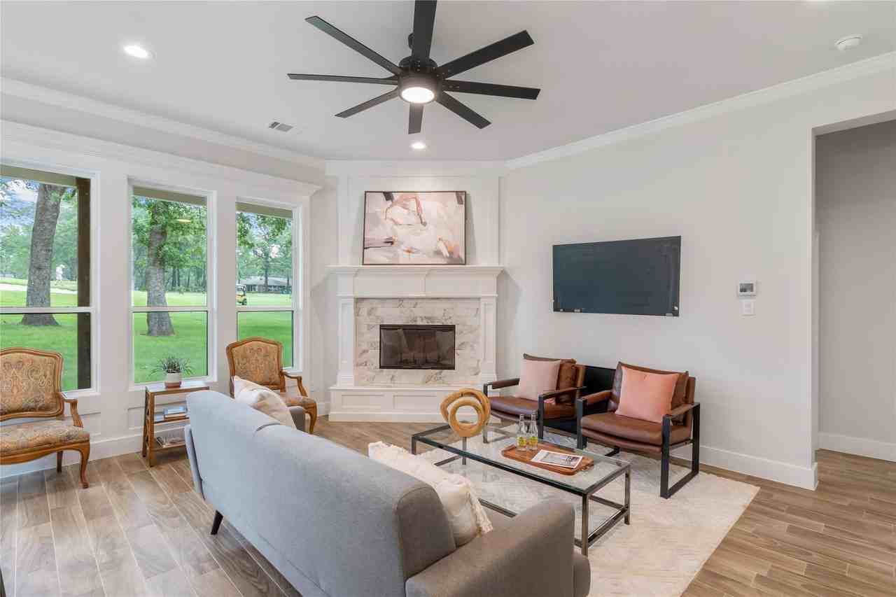 243 Hide A Way Dr - Photo 3 of 35