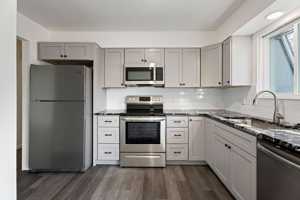 featured image of 1629 Azalea Dr