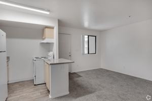 featured image of 4415 S 28th St