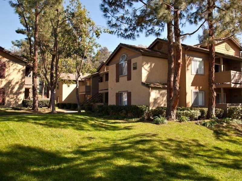 301 W Vermont Ave - Photo 7 of 14