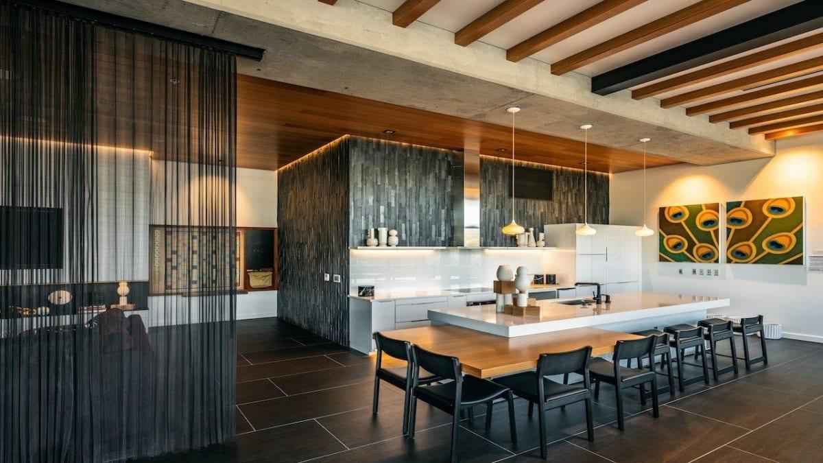 1430 Nw Hoyt St - Photo 6 of 36