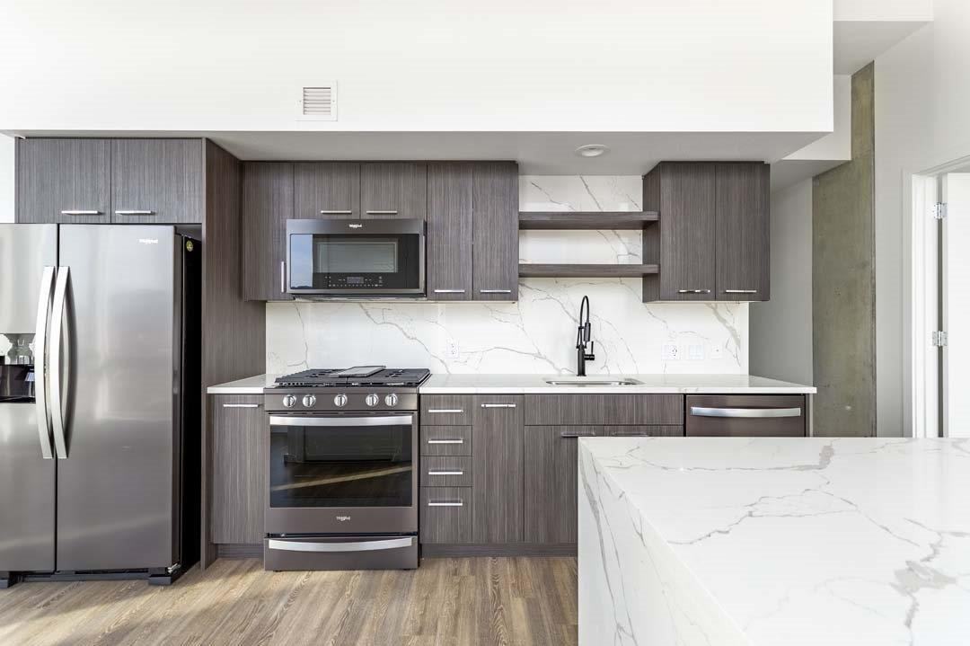 1430 Nw Hoyt St - Photo 6 of 36