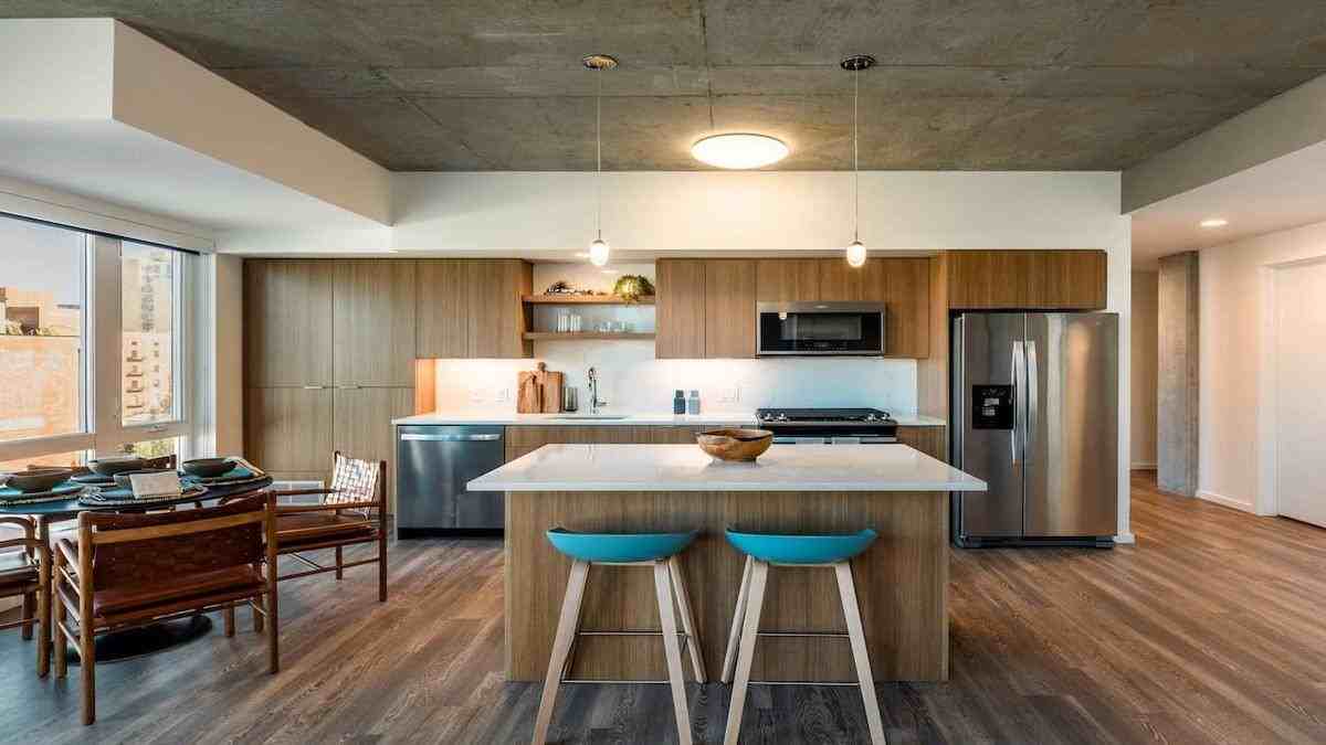 1430 Nw Hoyt St - Photo 5 of 36