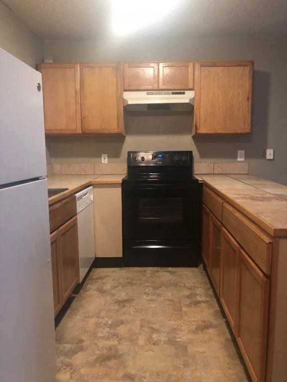 1413 Jim Taylor Drive #224 - Photo 3 of 13