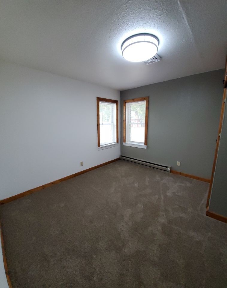 813 N 22nd St - Photo 7 of 8