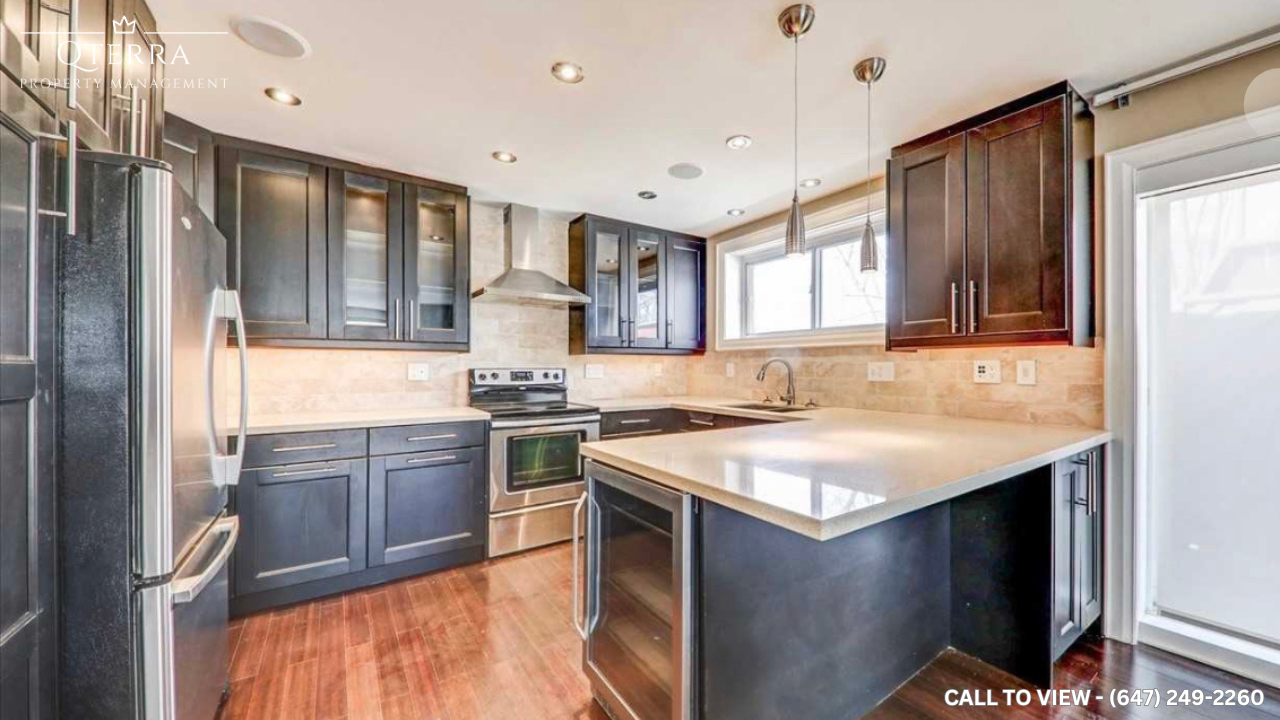 1-9 Amaron Ave, Etobicoke, Ontario M9V 1Z2 - Photo 2 of 10