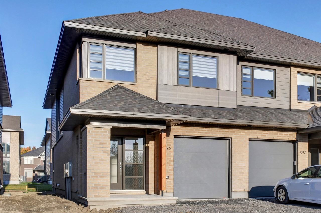 975 Ralph Hennessy Avenue - Photo 2 of 49