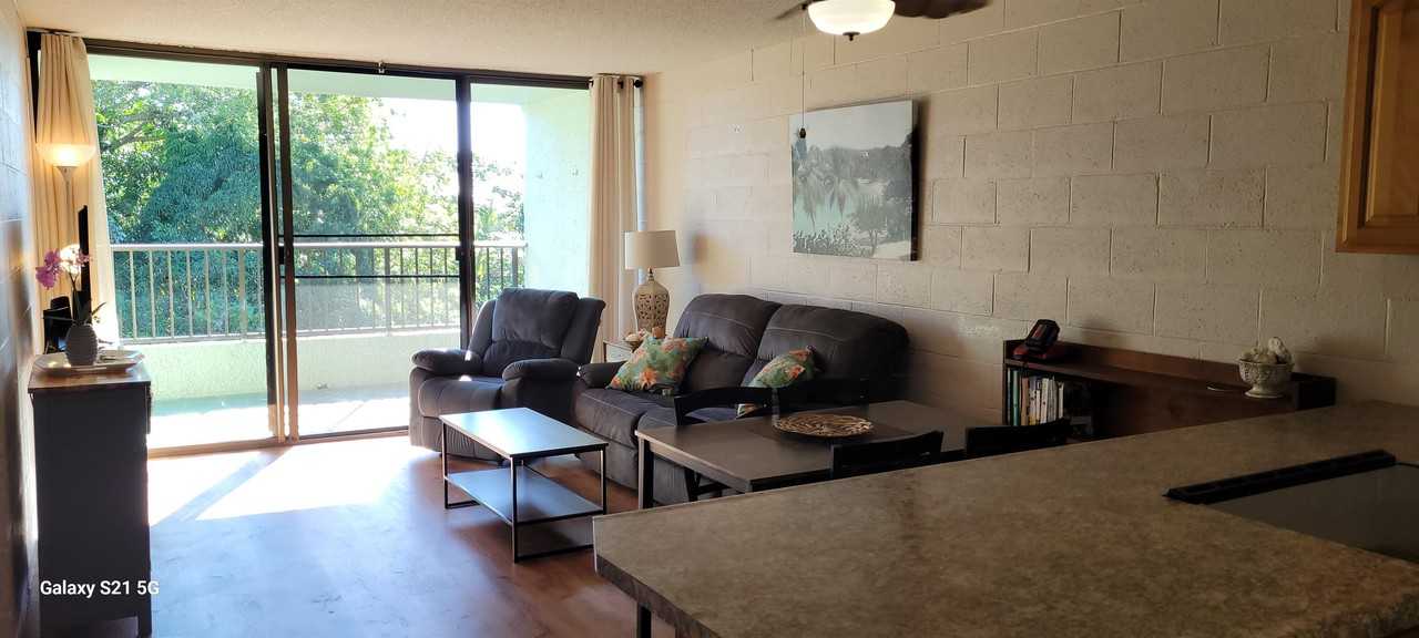 1875 Kalanianaole St #611