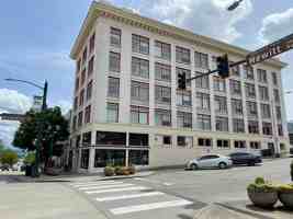 featured image of 1804 Hewitt Avenue