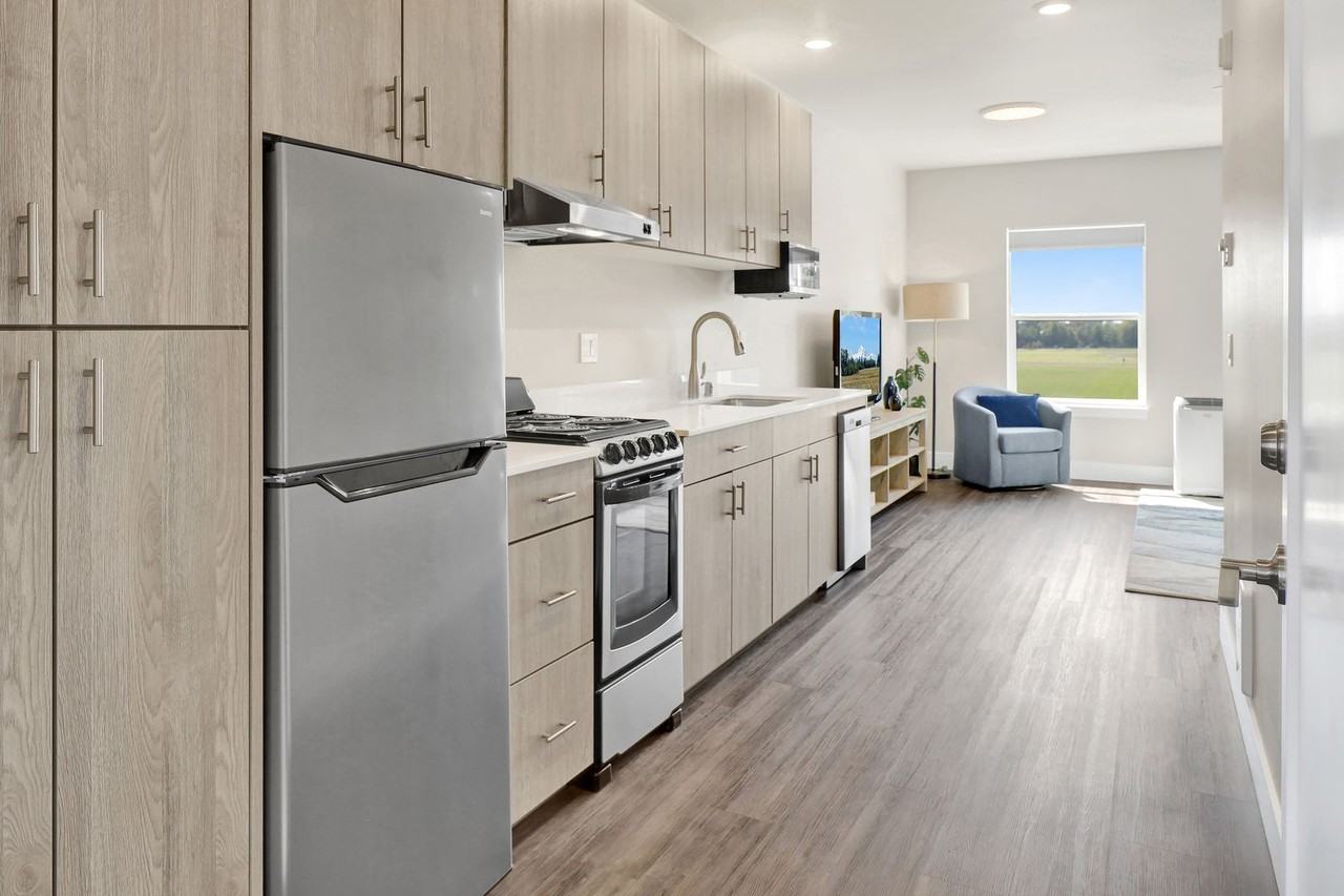 Parkview West - Photo 3 of 50