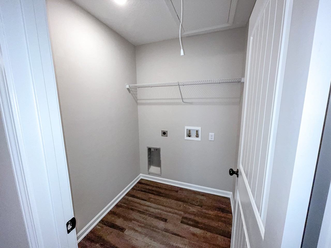 122 Burktown Dr - Photo 2 of 40
