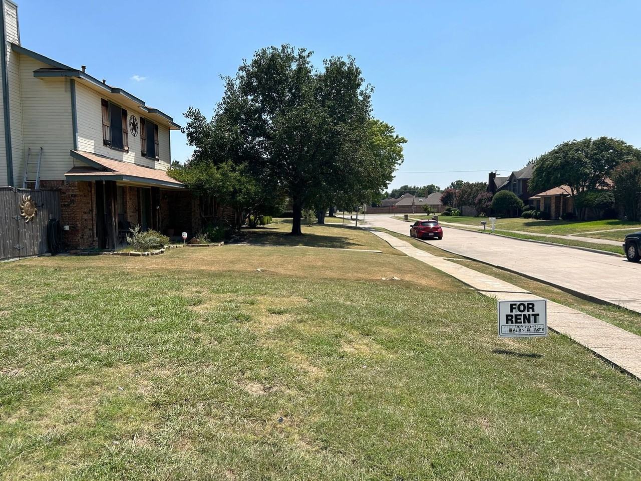 3702 Bond St - Photo 4 of 22