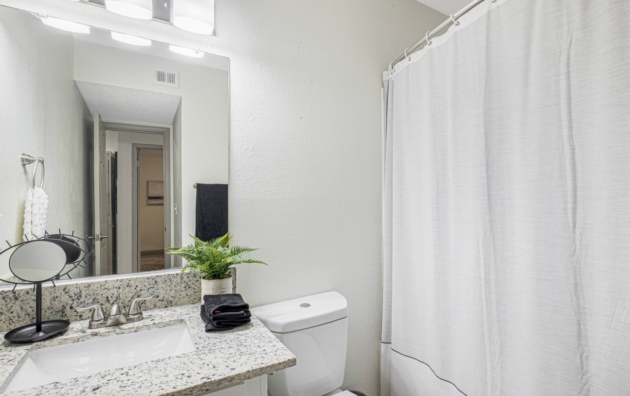 The Slate at Decatur Apartments - Photo 6 of 33