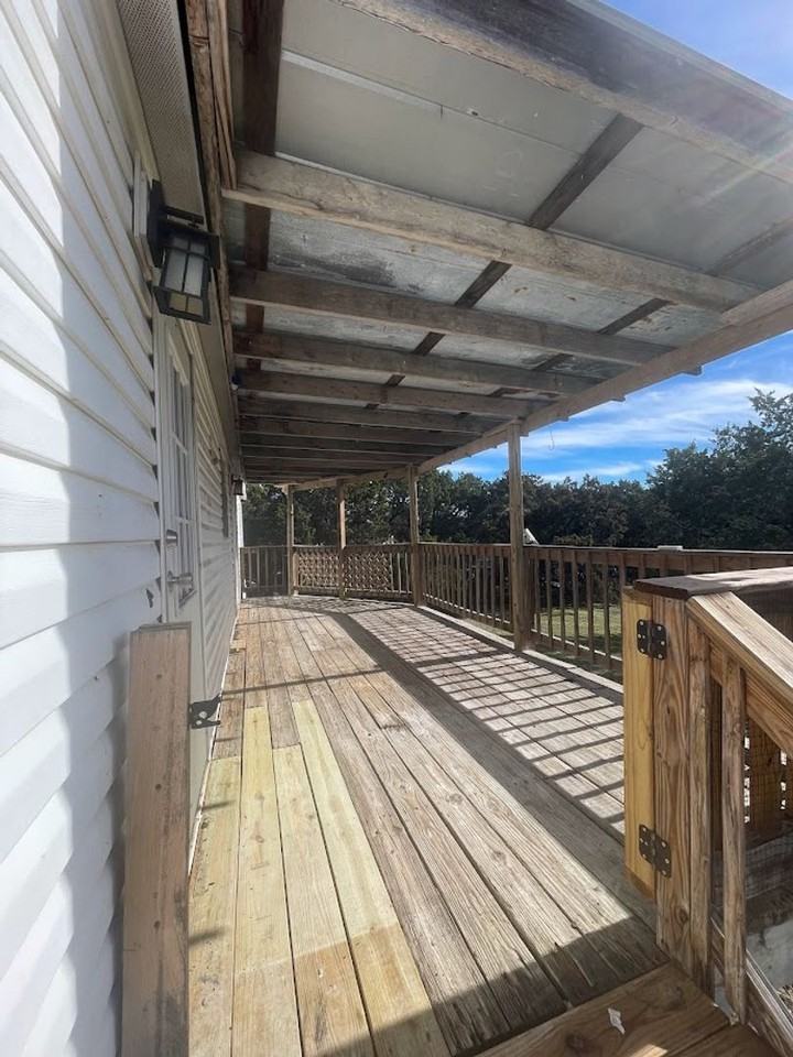 390 Yorktown Dr - Photo 5 of 34