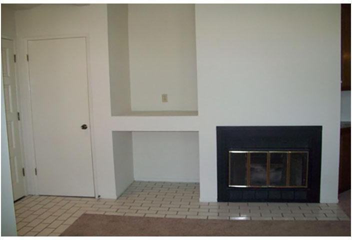 Laurelwood West Villas - Photo 3 of 11