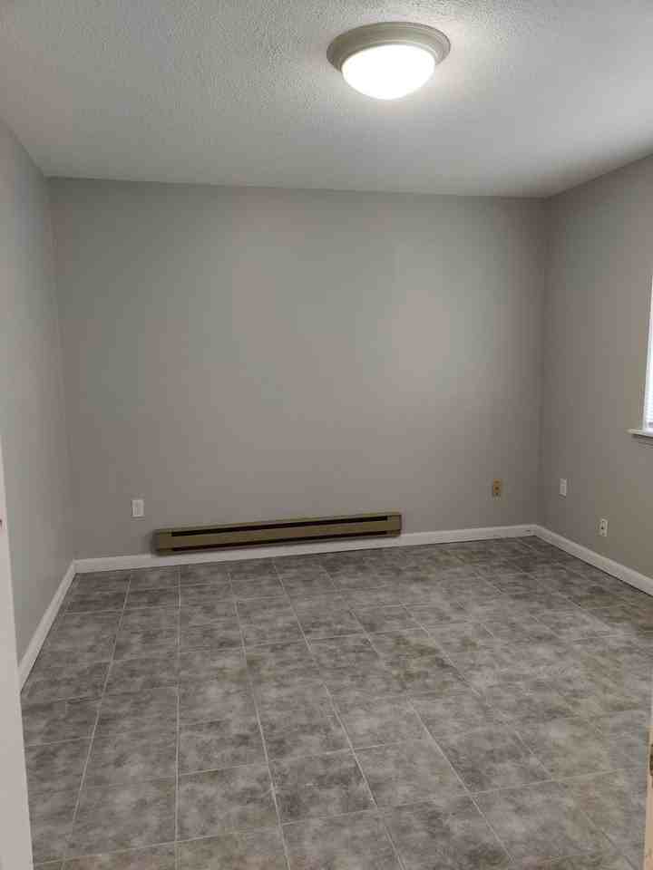 Wolcott St - Photo 4 of 23