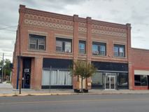 219 W Main St - Photo 1 of 1