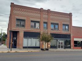 featured image of 219 W Main St