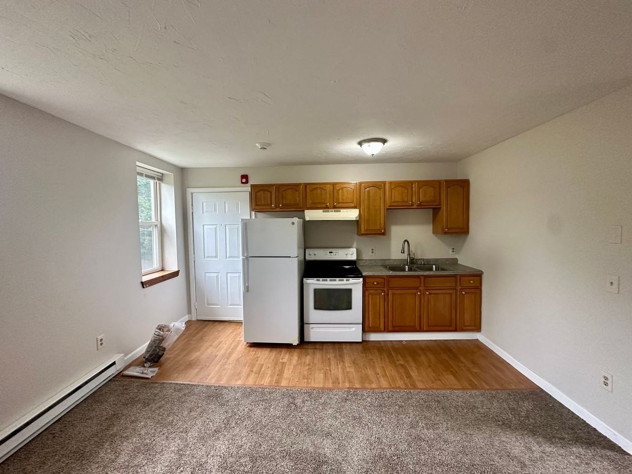 15 Maynard Ave - Photo 2 of 7