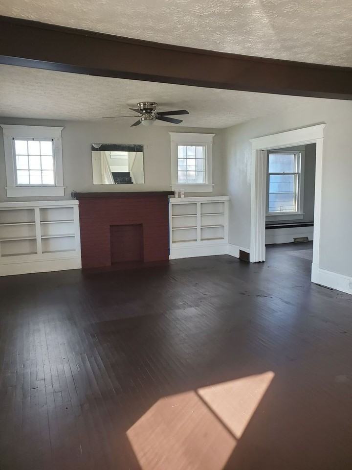 1356 Woodland Ave Nw - Photo 2 of 12
