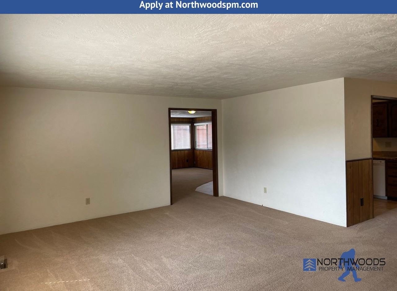 1293 Ruskin Dr - Photo 5 of 27