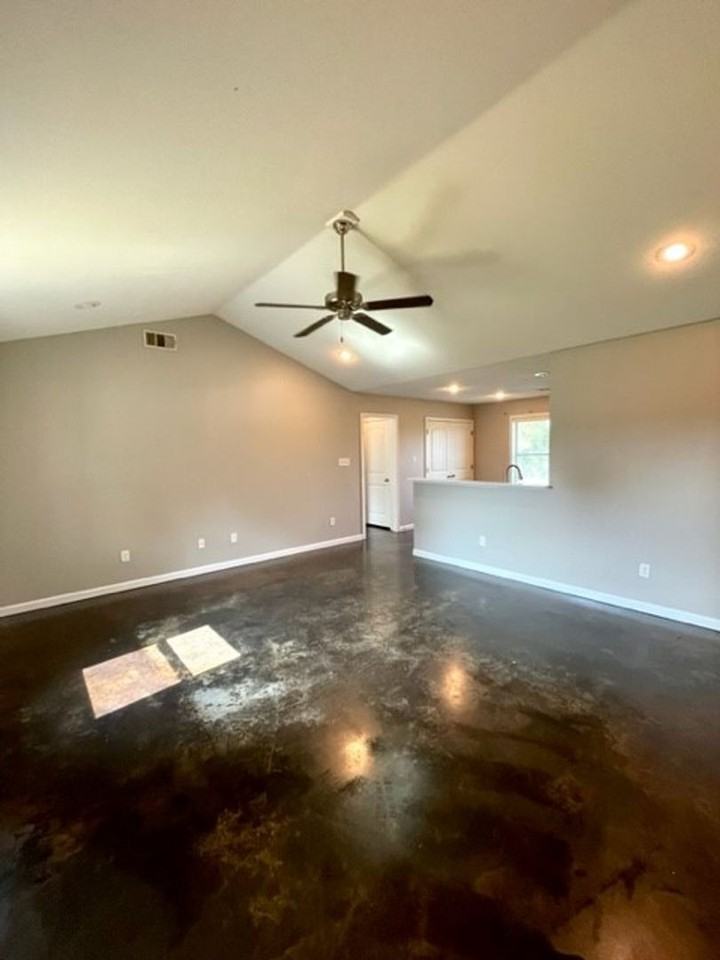 1716 Tara Dr - Photo 2 of 15