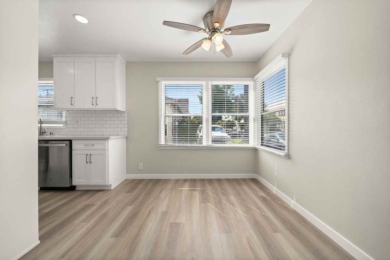 LB2464 (RUBS) - Photo 4 of 30