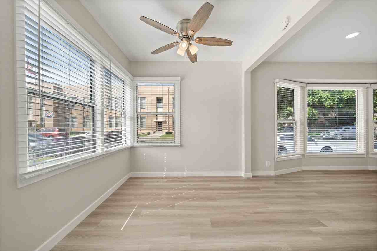 LB2464 (RUBS) - Photo 6 of 30