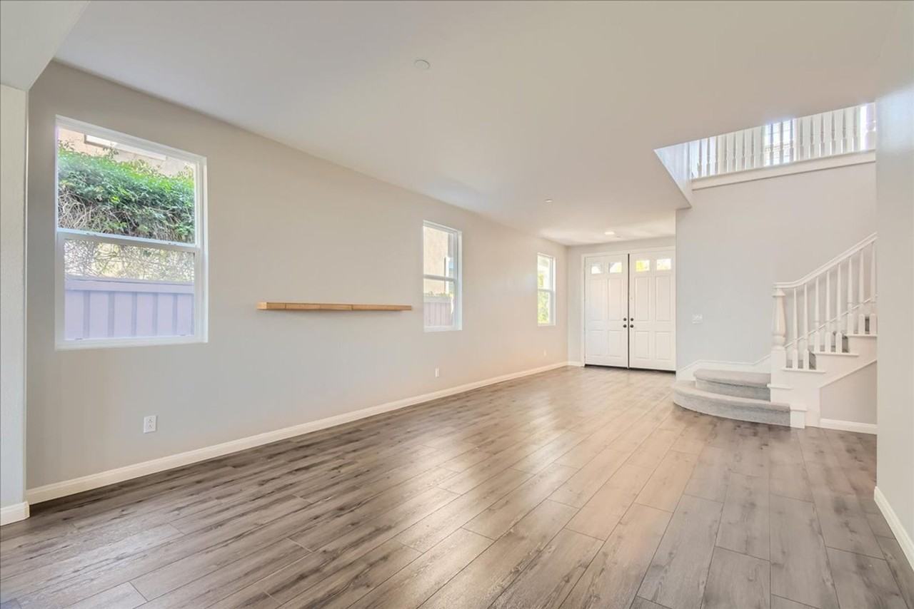 17246 Ralphs Ranch Rd - Photo 6 of 47